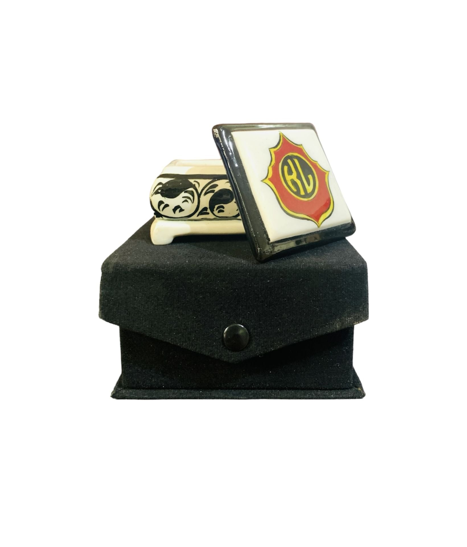 Pudriyel İznik Çini Kare Kutu